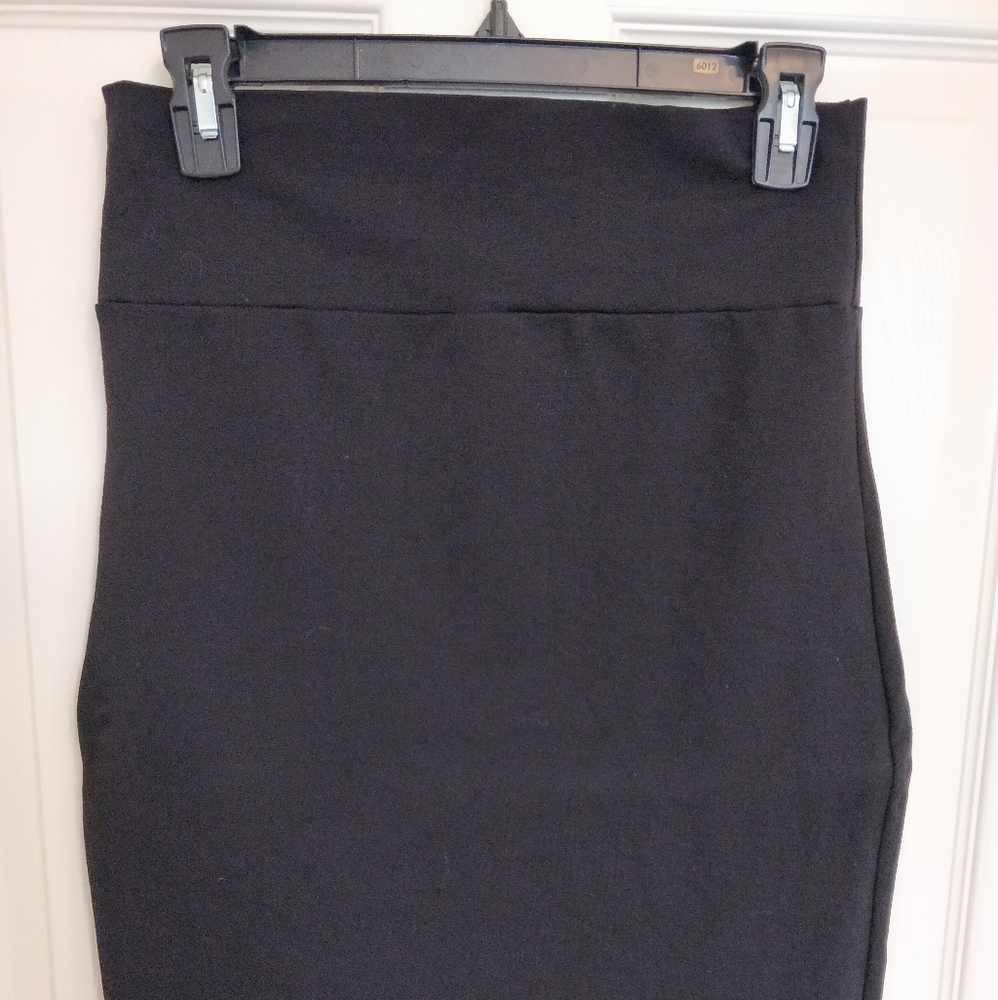 Agnes & Dora black stretchy pencil skirt medium